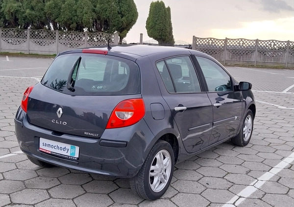 Renault Clio cena 13850 przebieg: 159000, rok produkcji 2006 z Janikowo małe 326